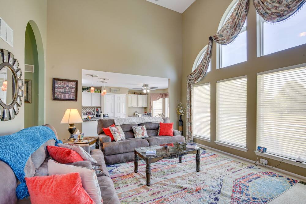 Photo of Livingroom in O'Fallon