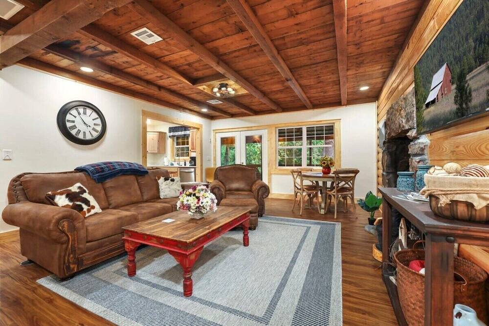 Photo of Livingroom in Lincoln