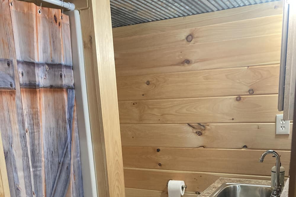 Photo of Bathroom in Saffell