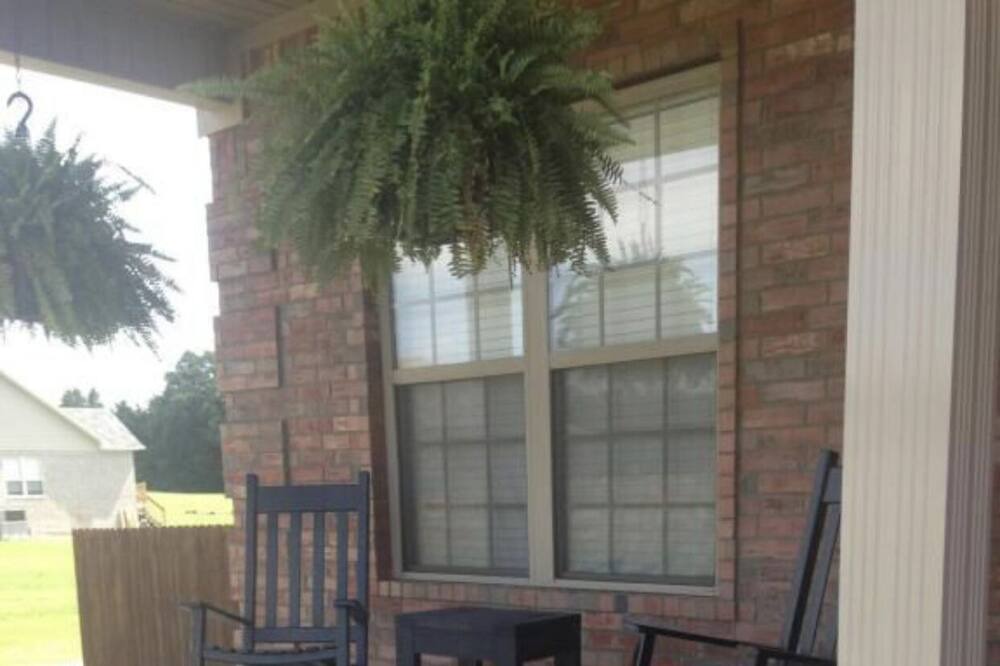 Photo of Patio Balcony in Russellville