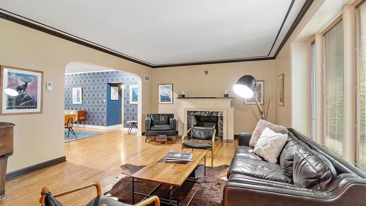 Photo of Livingroom in St. Louis