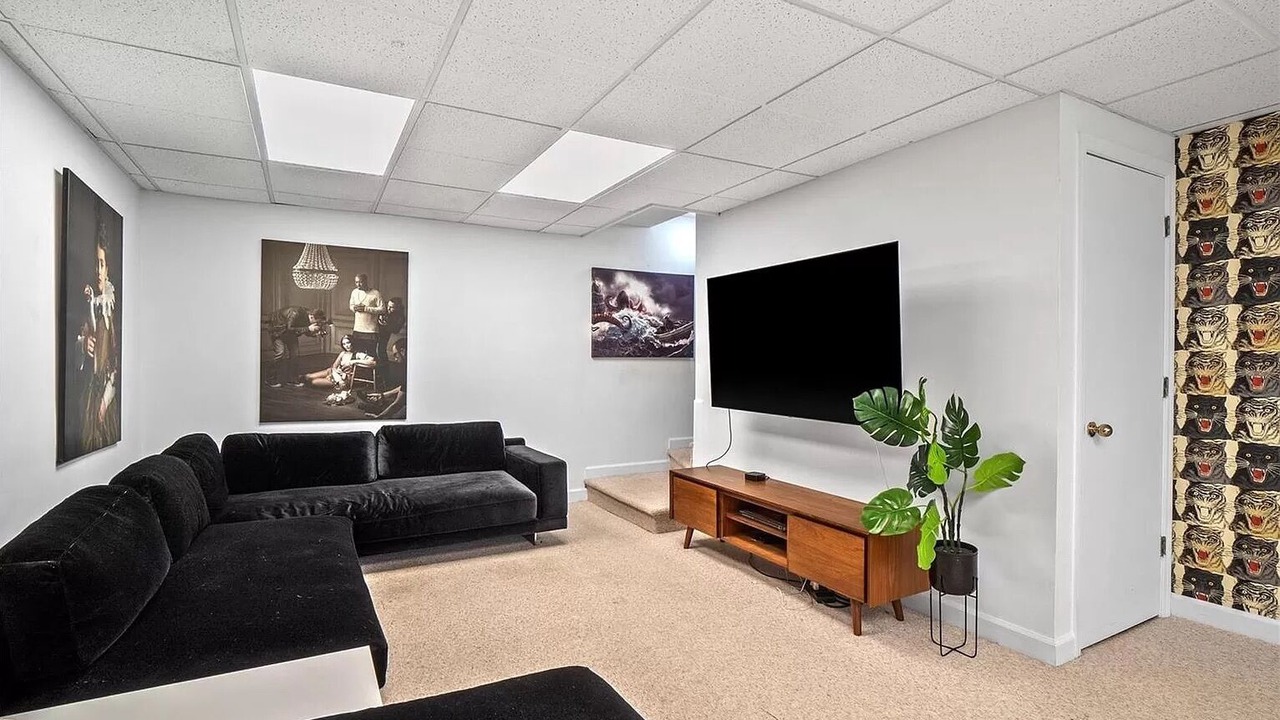 Photo of Livingroom in St. Louis