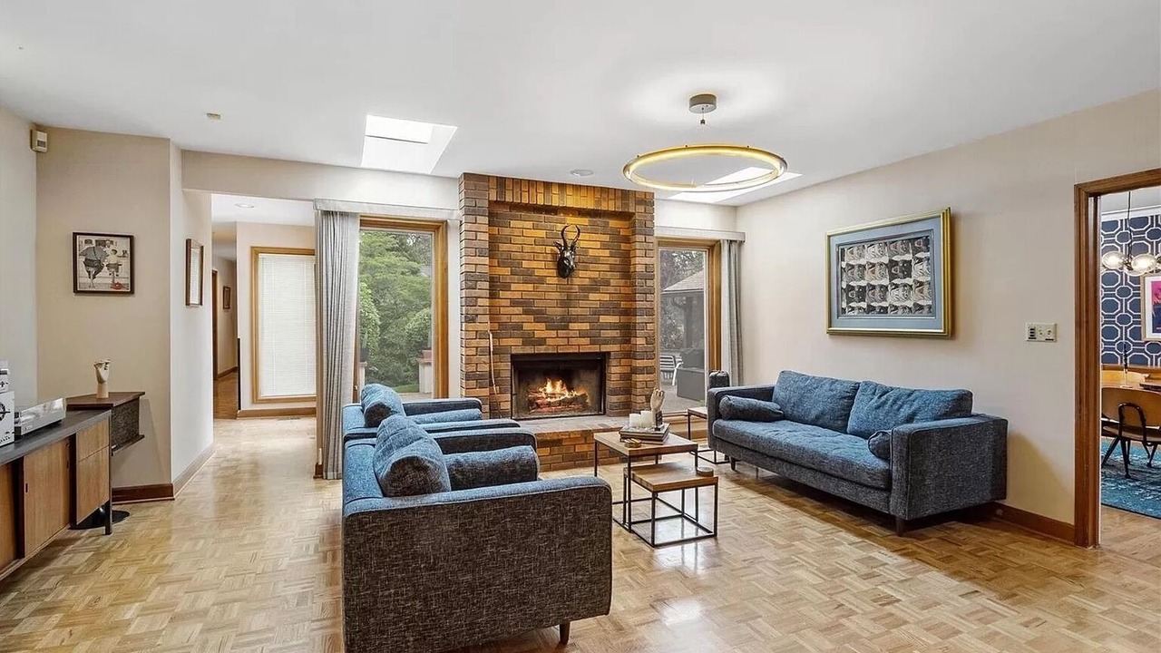 Photo of Livingroom in St. Louis