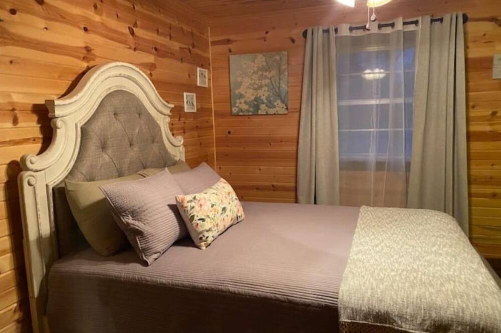 Photo of Bedroom in Okemah
