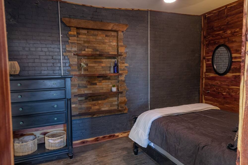 Photo of Bedroom in Holden