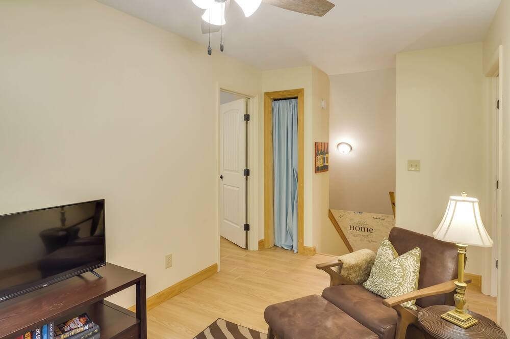 Photo of Livingroom in Granville