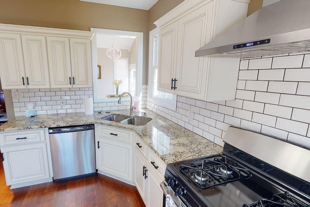 Photo of Kitchen in Hendron