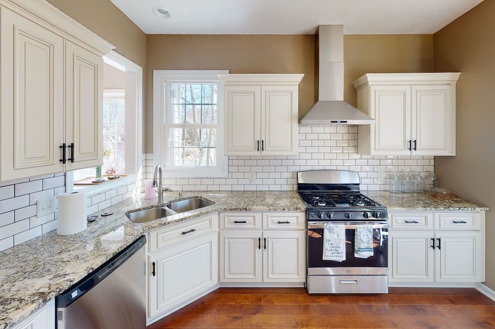 Photo of Kitchen in Hendron
