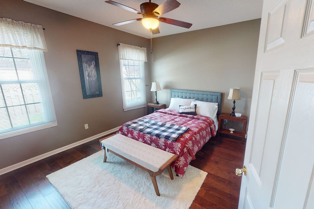 Photo of Bedroom in Hendron