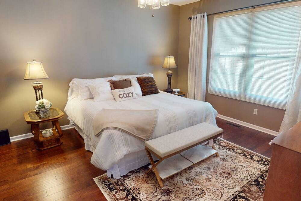 Photo of Bedroom in Hendron