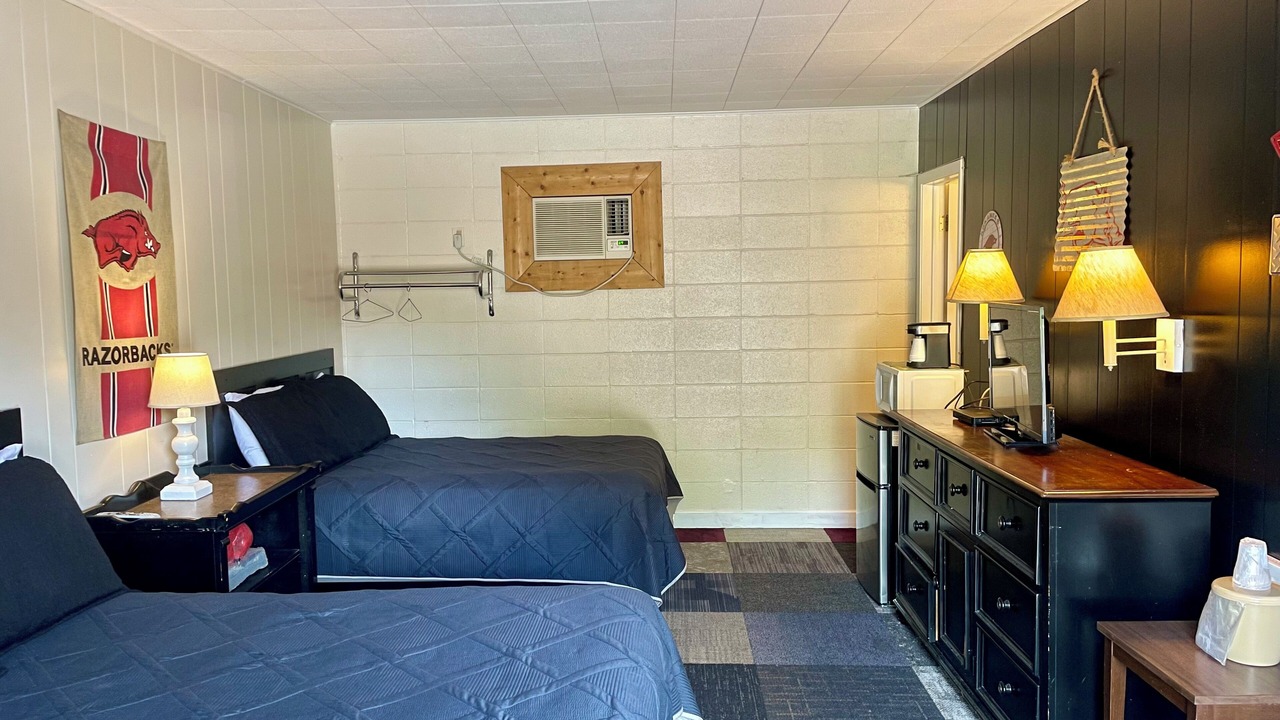 Photo of Bedroom in Higden