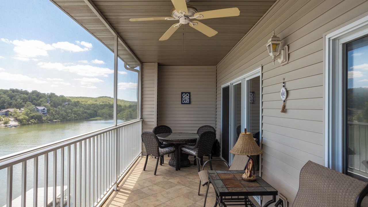 Photo of Patio Balcony in Camdenton