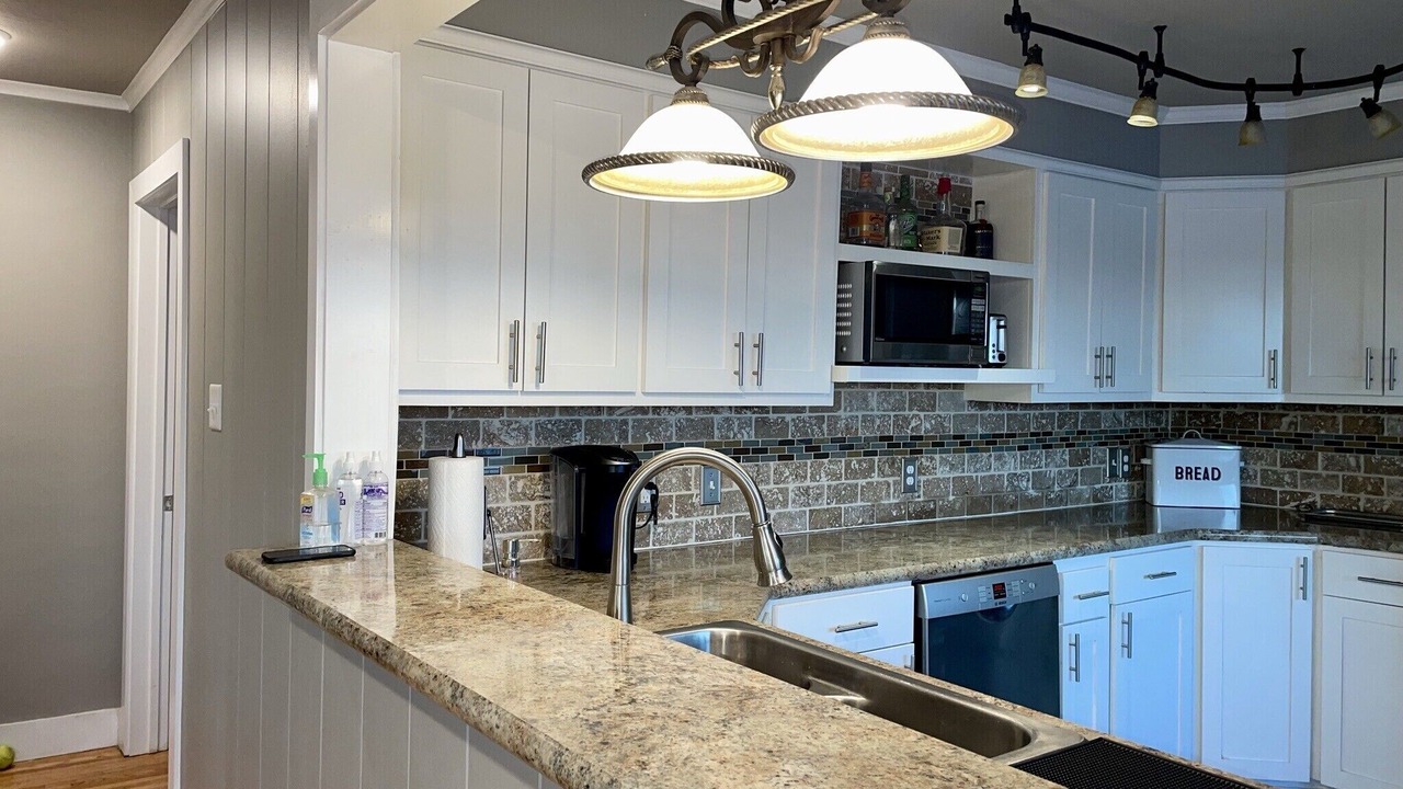 Photo of Kitchen in Capital View