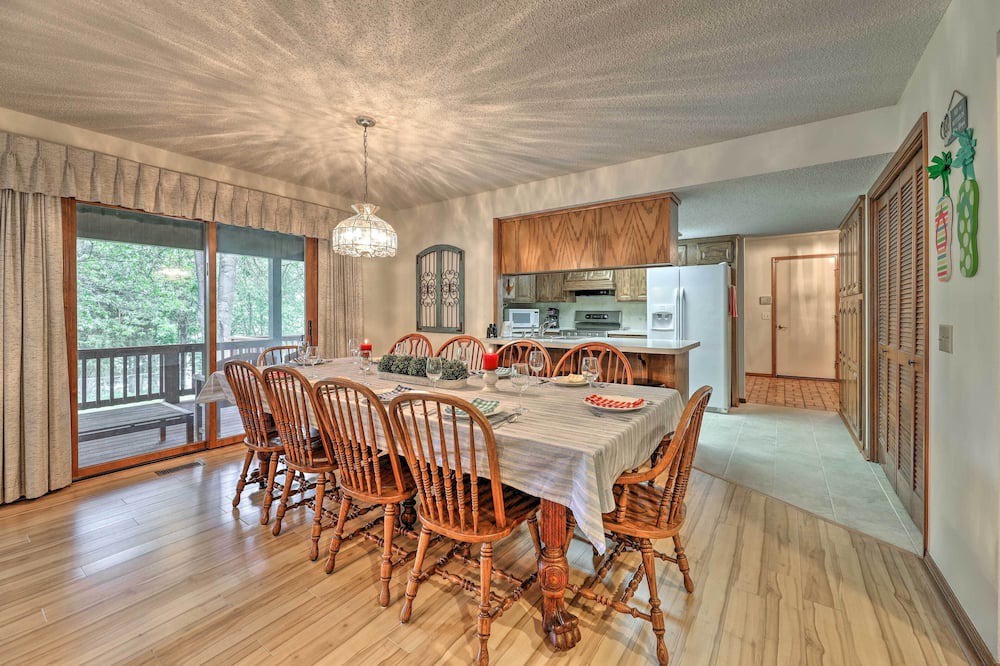 Photo of Livingroom in Rogers