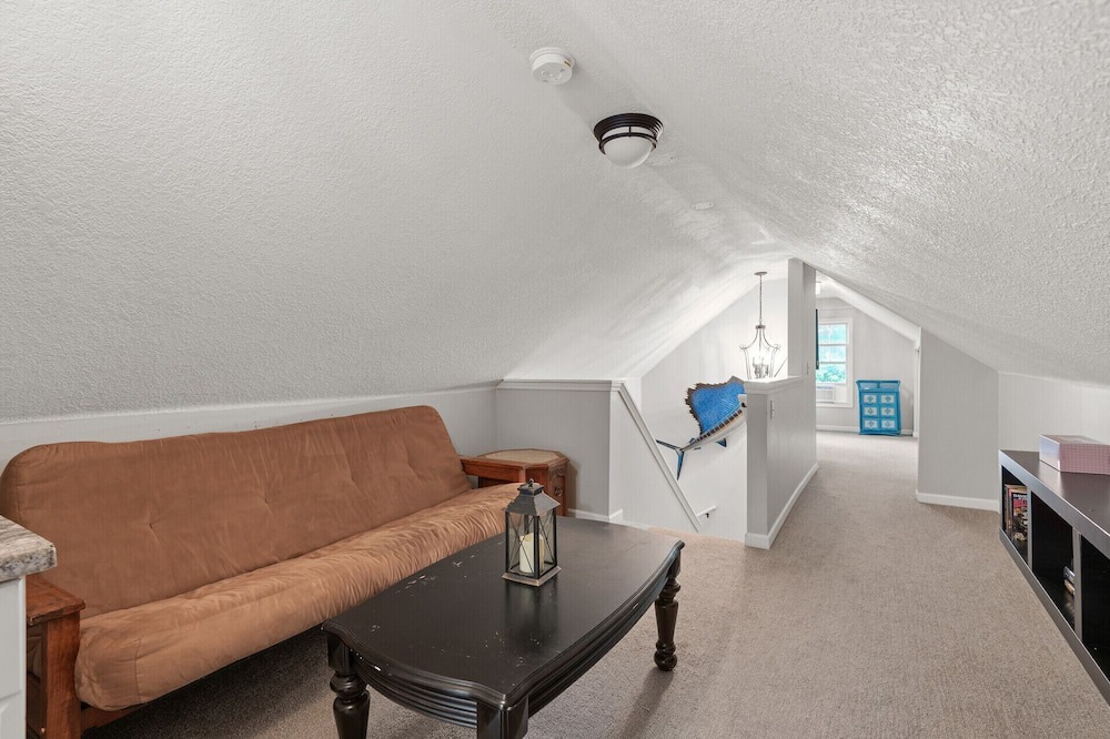 Photo of Livingroom in Eagan