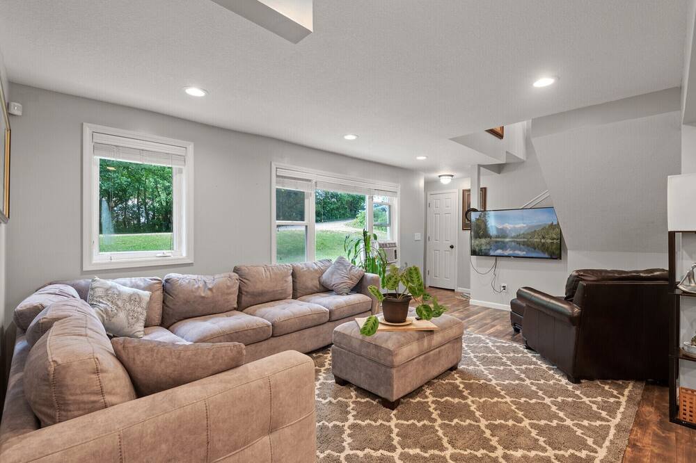 Photo of Livingroom in Eagan