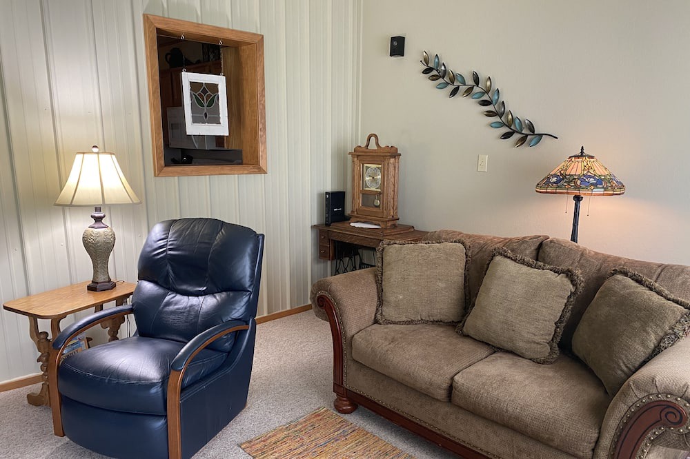 Photo of Livingroom in Malvern