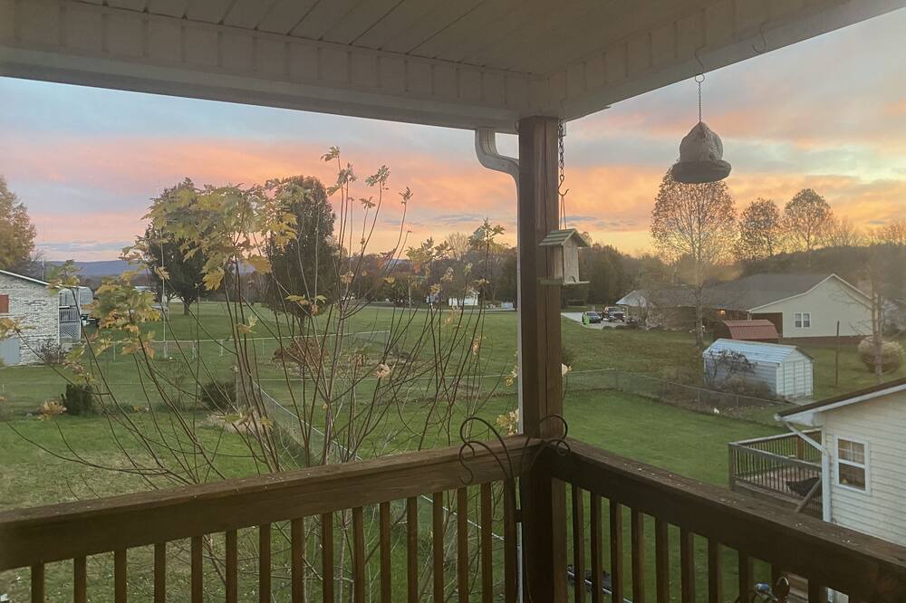 Photo of Patio Balcony in Crossville