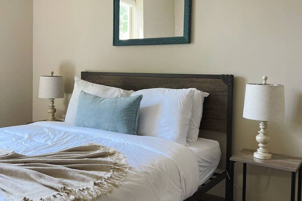 Photo of Bedroom in Ferndale