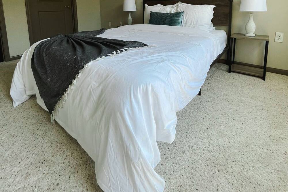 Photo of Bedroom in Ferndale