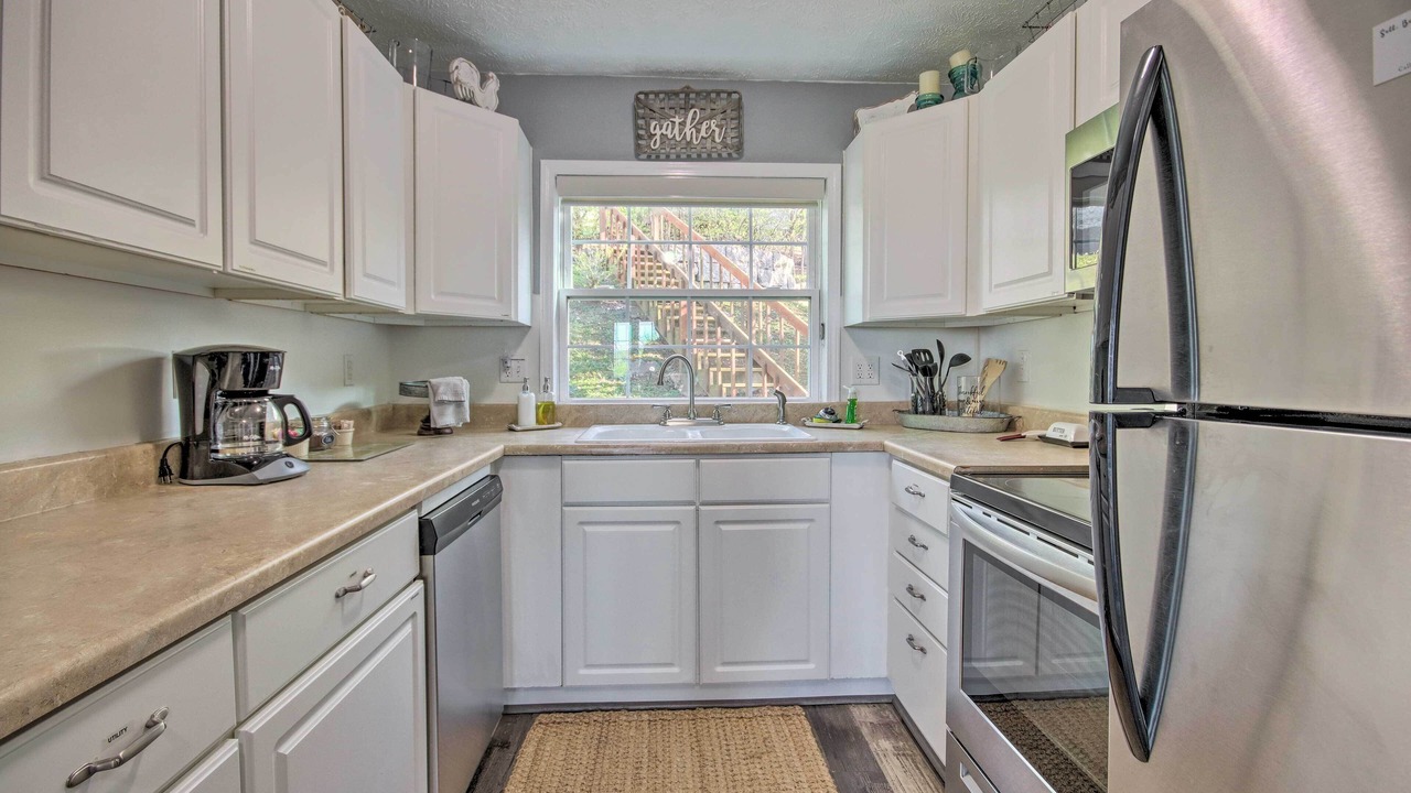 Photo of Kitchen in Holiday Island