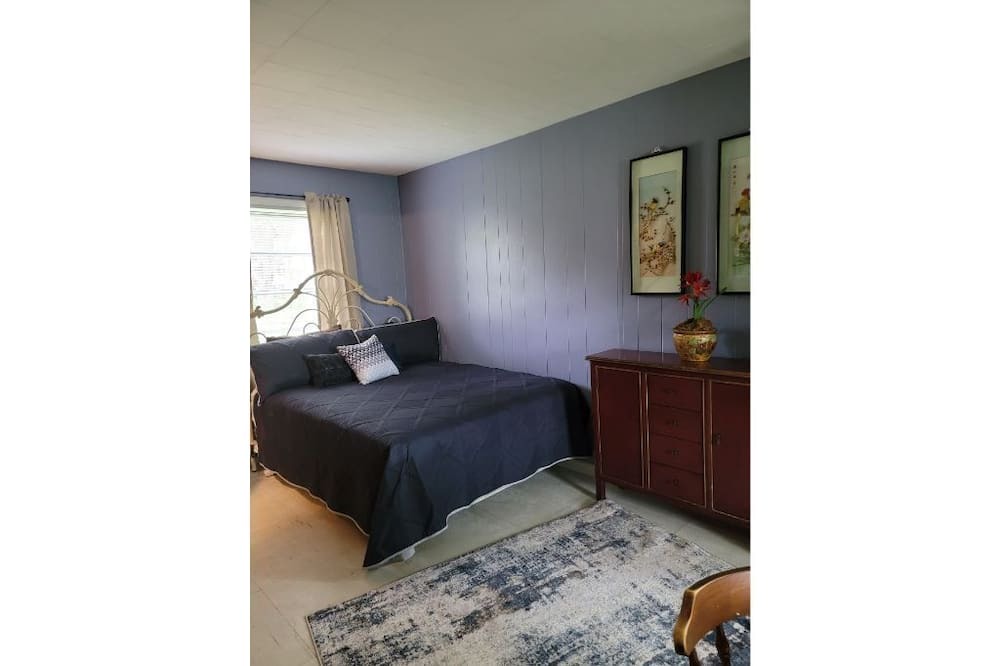 Photo of Bedroom in Heber Springs