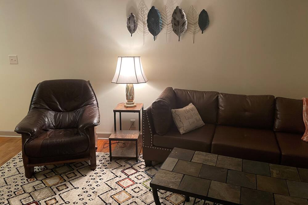 Photo of Livingroom in Milford
