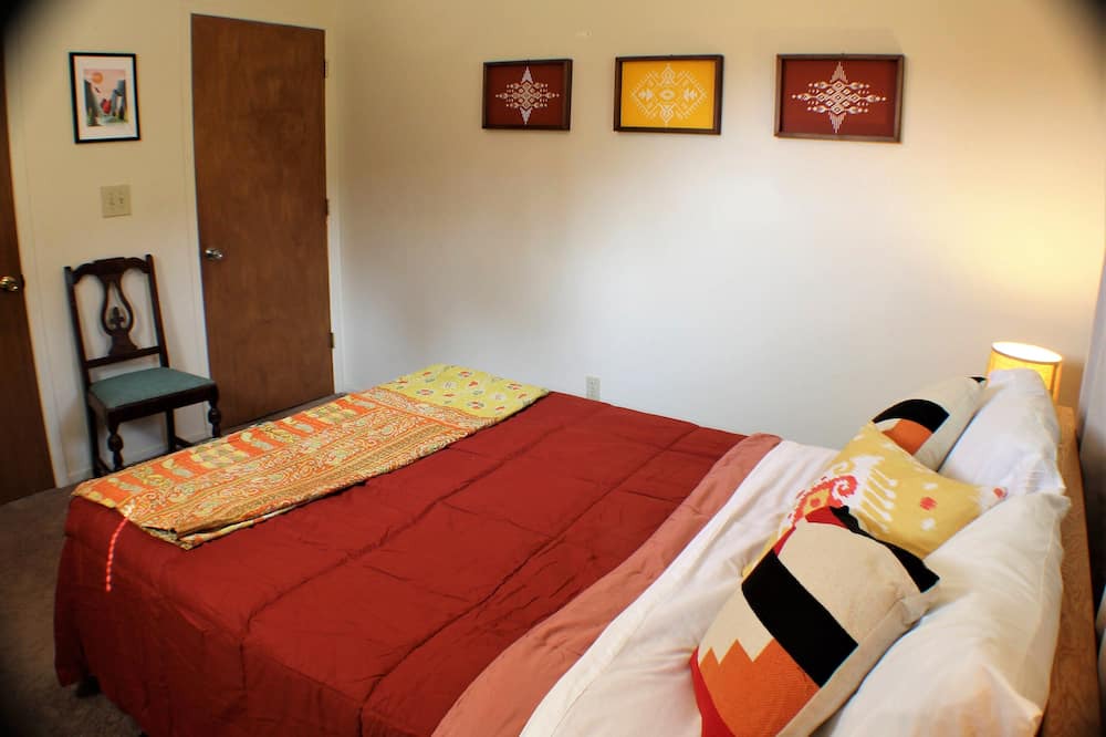 Photo of Bedroom in Kingston