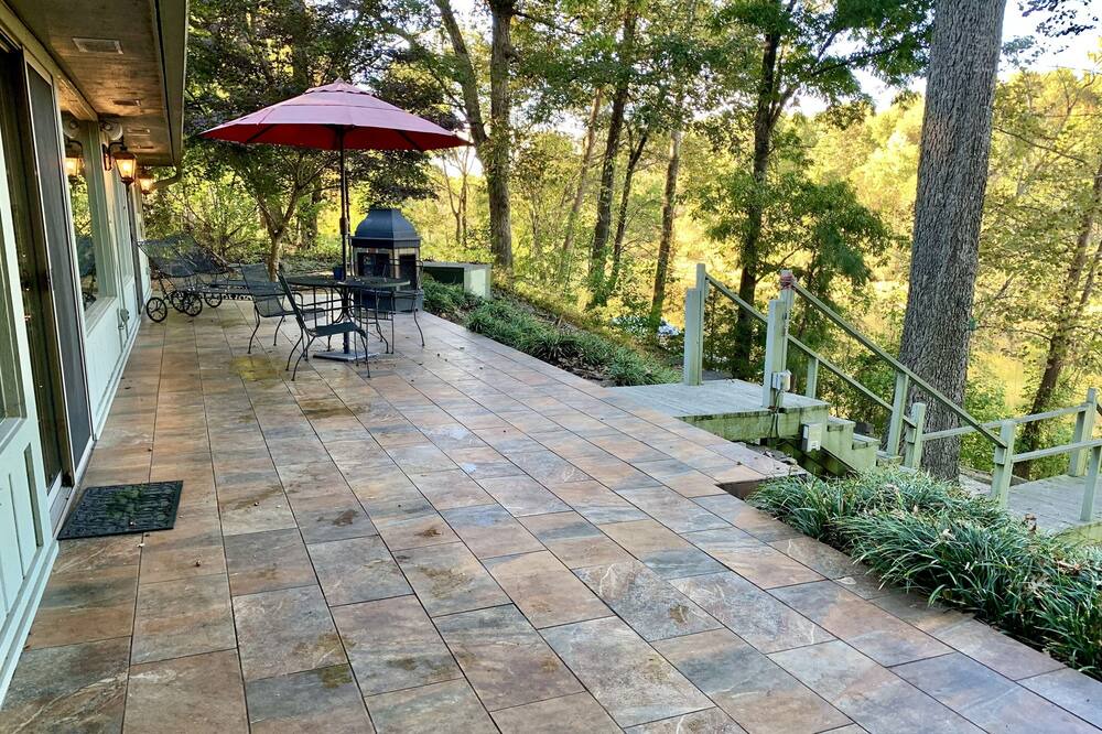 Photo of Patio Balcony in Wilburn