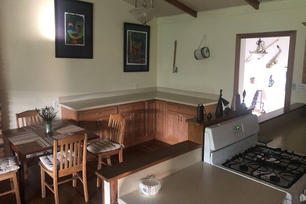 Photo of Kitchen in Mid America