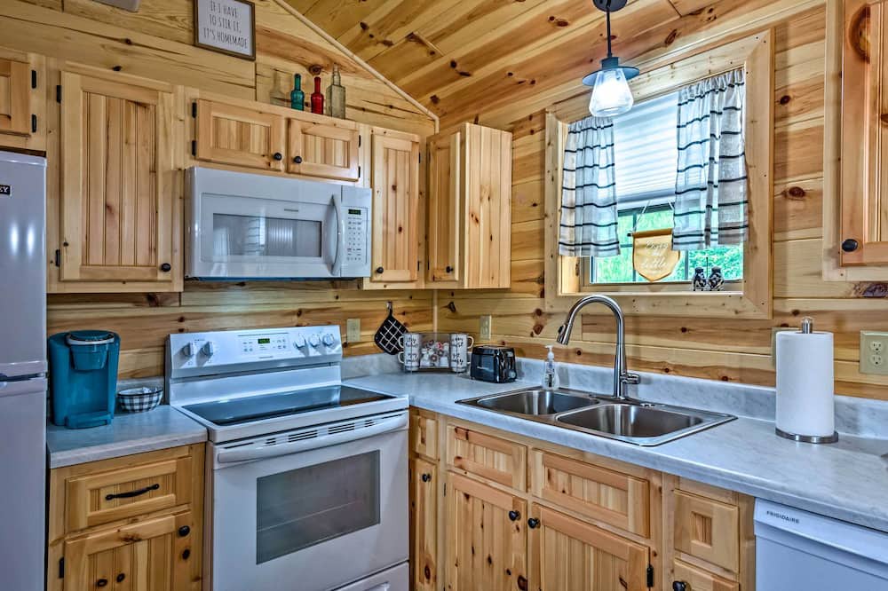 Photo of Kitchen in Cub Run