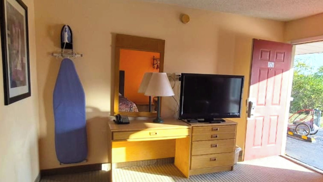 Photo of Bedroom in Canton
