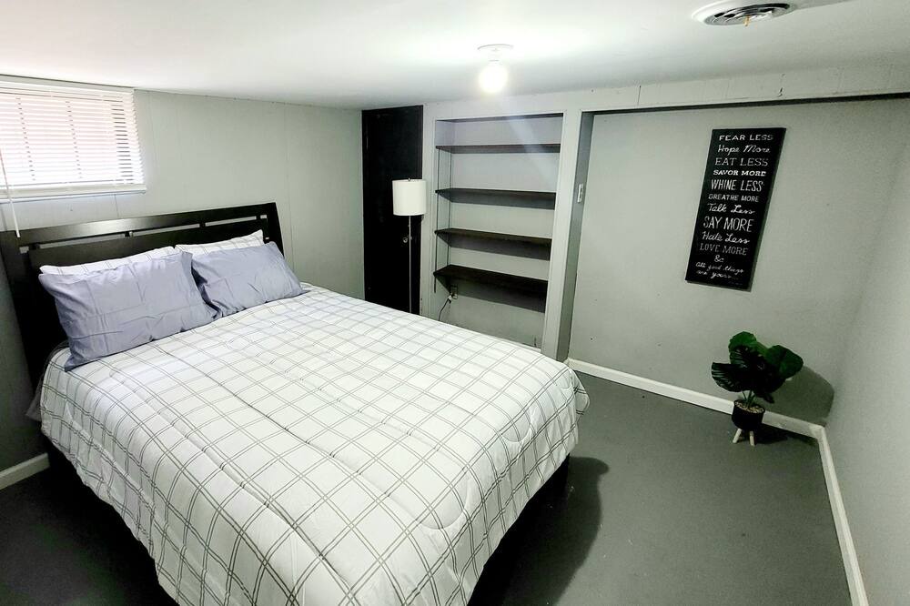 Photo of Bedroom in Velda City