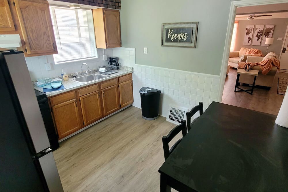 Photo of Kitchen in Velda City