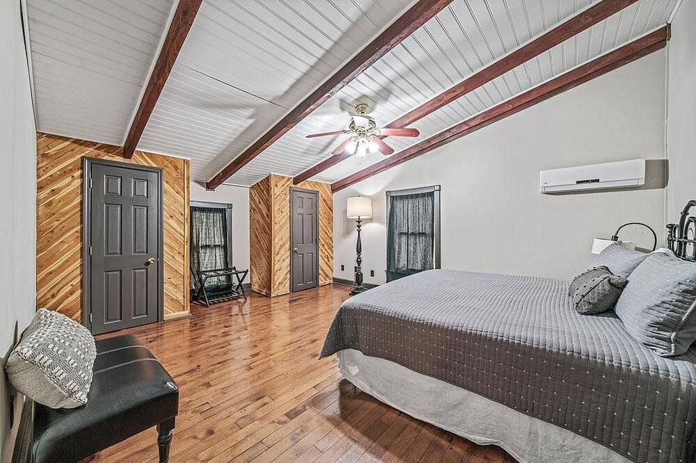 Photo of Bedroom in Baxter