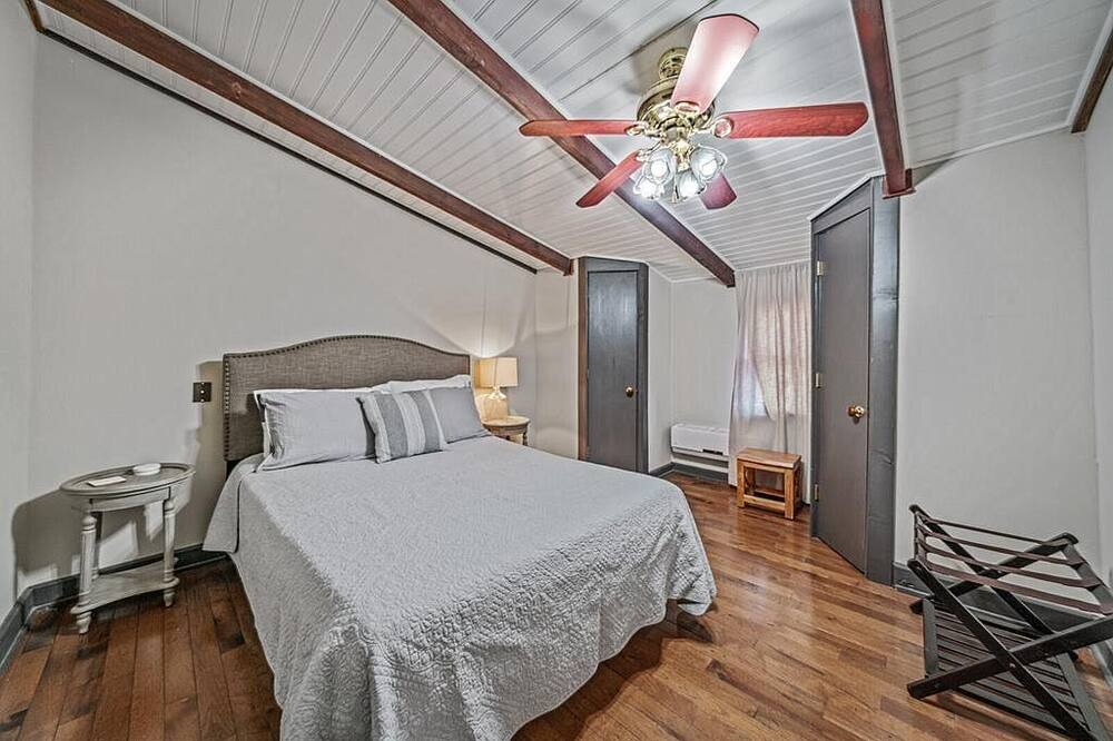 Photo of Bedroom in Baxter