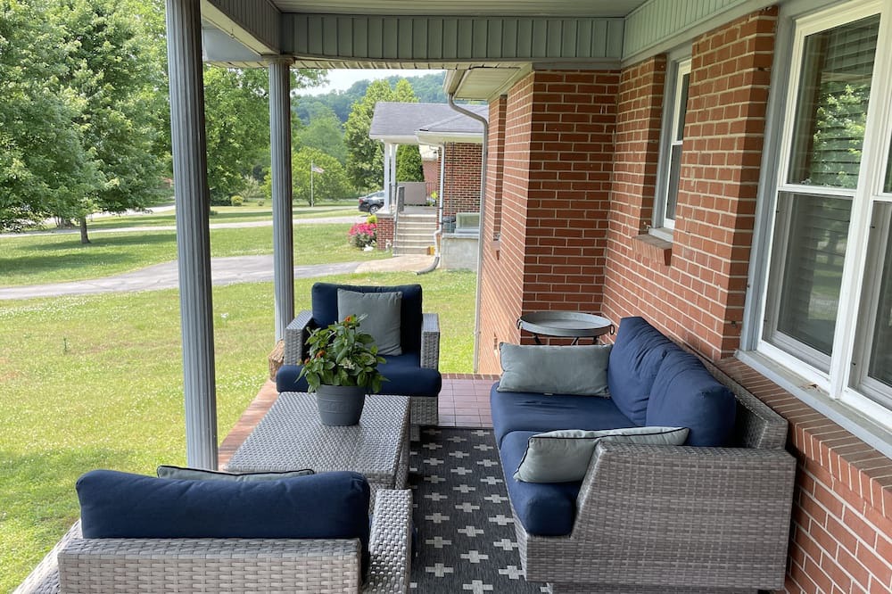 Photo of Patio Balcony in Lynchburg
