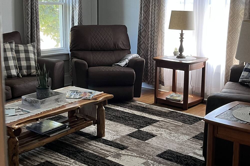 Photo of Livingroom in Coon Valley