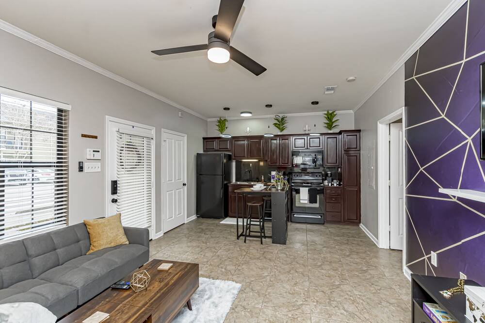 Photo of Livingroom in Highlands - Perkins