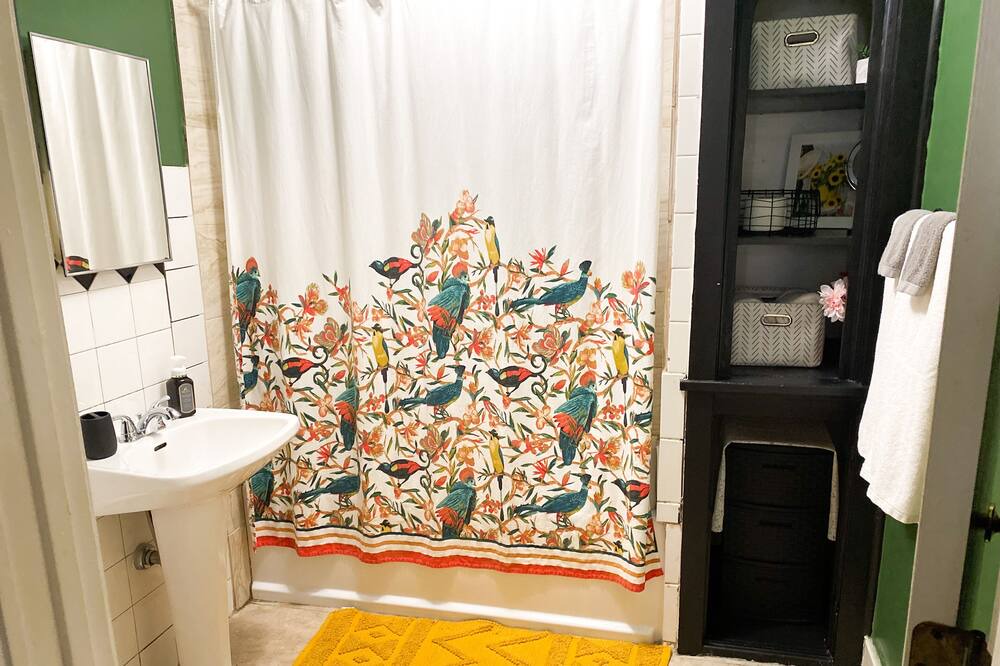 Photo of Bathroom in Capital View