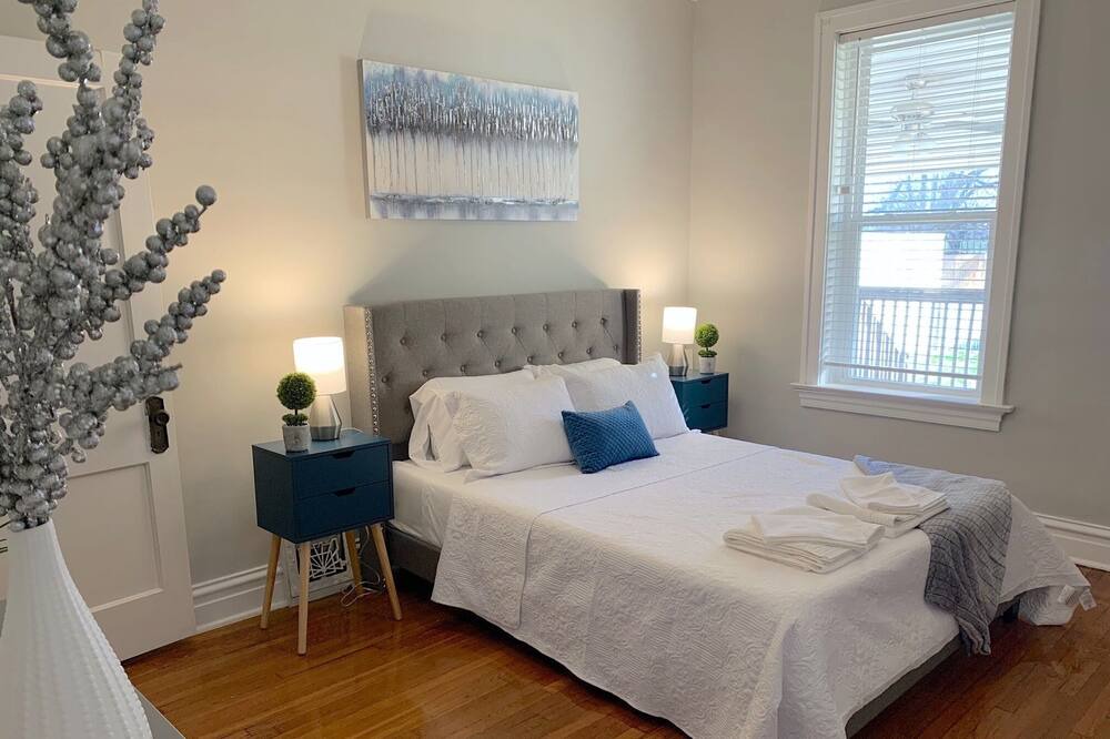 Photo of Bedroom in St. Louis