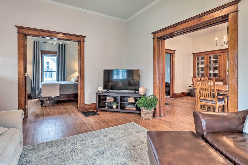 Photo of Bedroom in Waverly