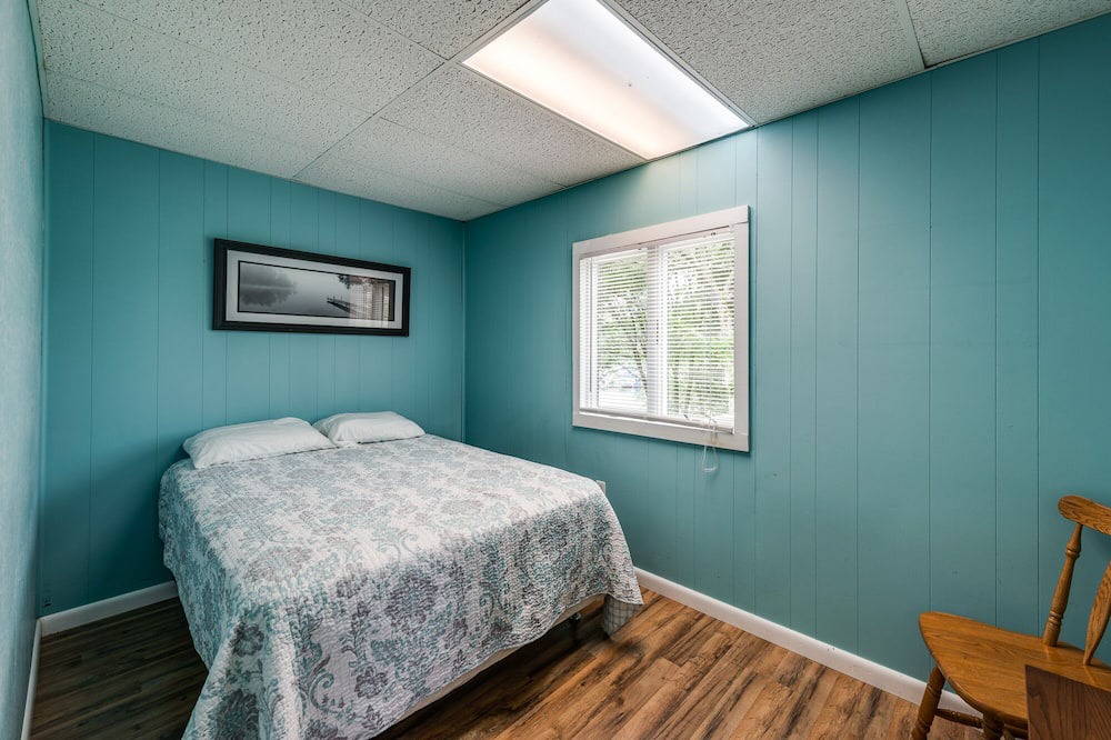 Photo of Bedroom in Allons
