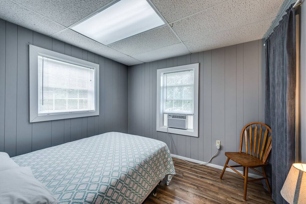 Photo of Bedroom in Allons
