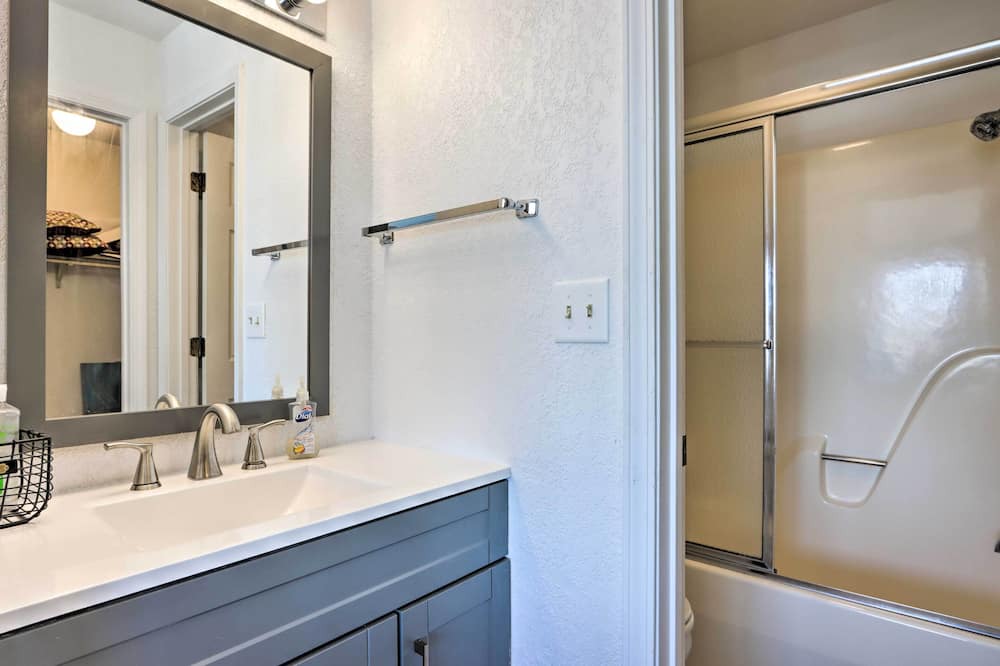Photo of Bathroom in Osage Beach