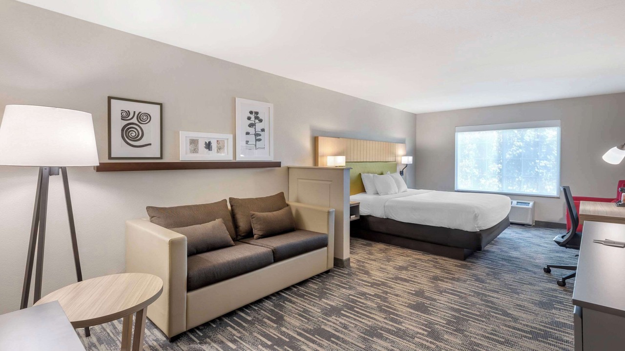 Photo of Bedroom in St. Peters