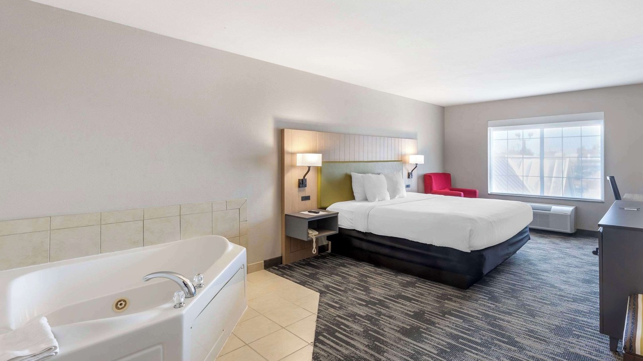 Photo of Bedroom in St. Peters