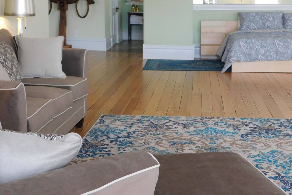 Photo of Bedroom in Alma