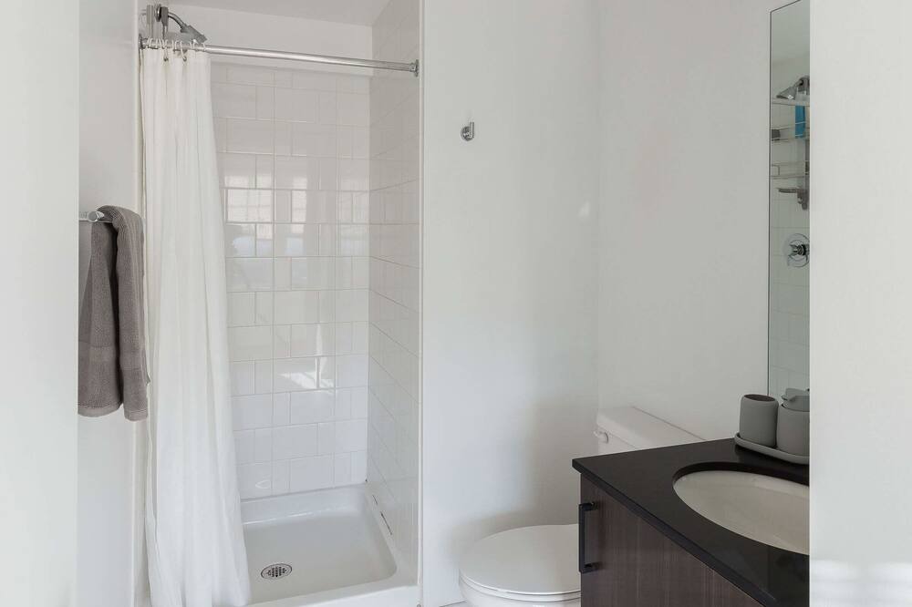 Photo of Bathroom in Midtown - Westport