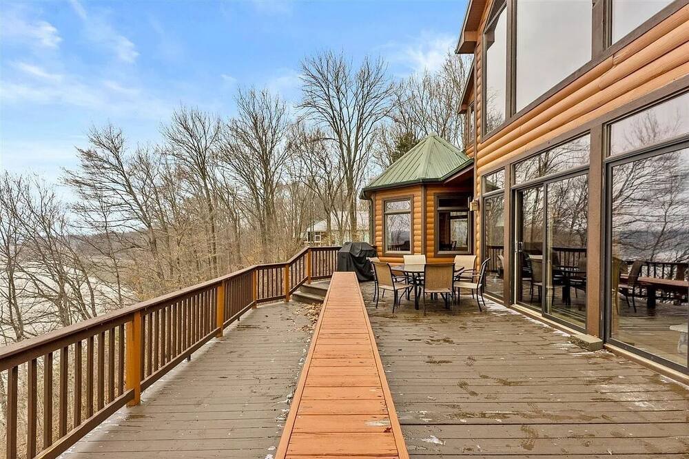 Photo of Outdoor in Scottsville